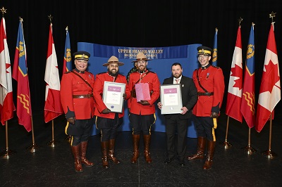 5 RCMP members